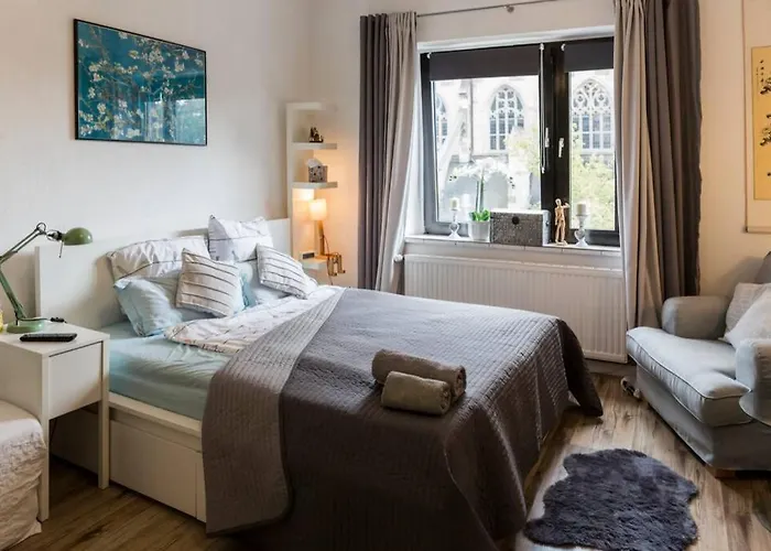 Beautiful Cozy 1-room Apartment, Near Rhine * Düsseldorf