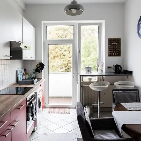 Beautiful Cozy 1-room Apartment, Near Rhine 아파트 *